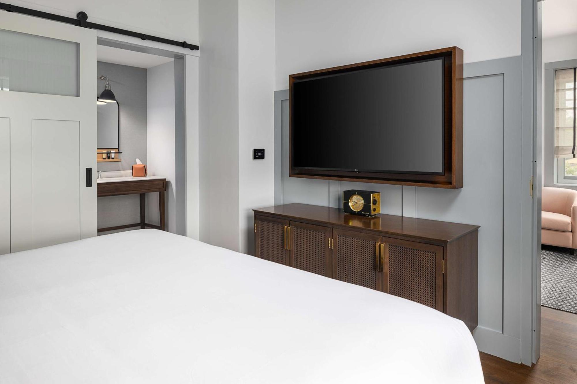 Wylie Hotel Atlanta, Tapestry Collection By Hilton Exterior photo